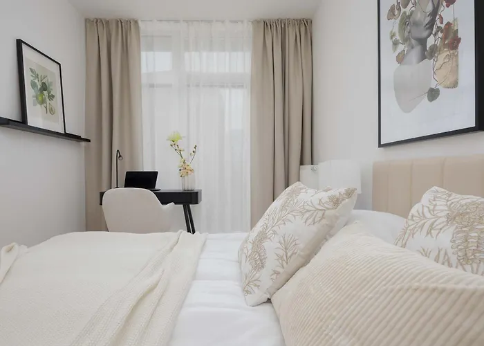 Krochmalna Browary Warszawskie With Air Conditioning And Parking By Renters Prestige *