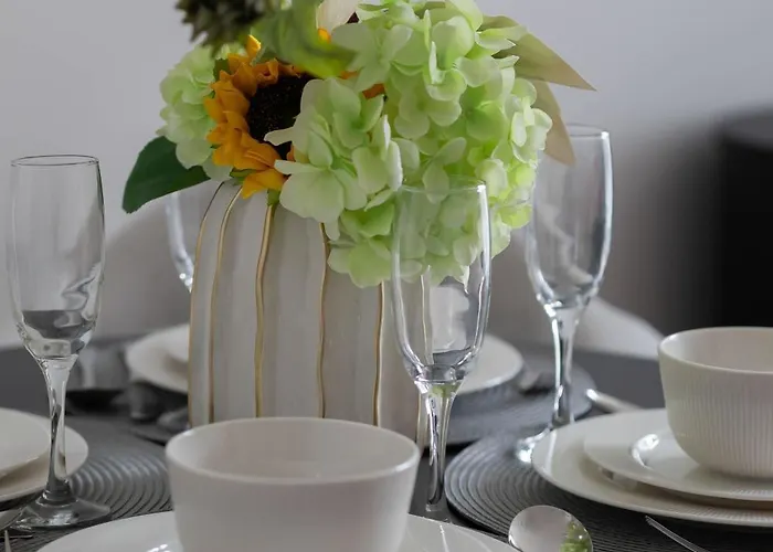 Krochmalna Browary Warszawskie With Air Conditioning And Parking By Renters Prestige 아파트 *