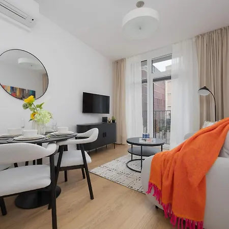公寓 Krochmalna Browary Warszawskie With Air Conditioning And Parking By Renters Prestige