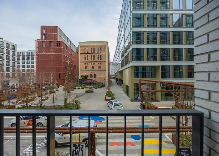 Krochmalna Browary Warszawskie With Air Conditioning And Parking By Renters Prestige Apartment Warschau